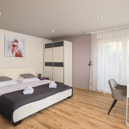 Awesome * 스플리트